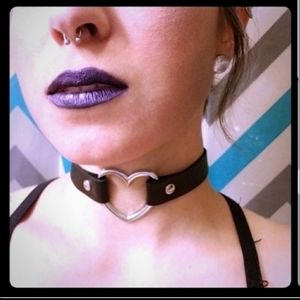 🖤 BLACK Faux Leather Heart Choker / Collar *LAST ONE*